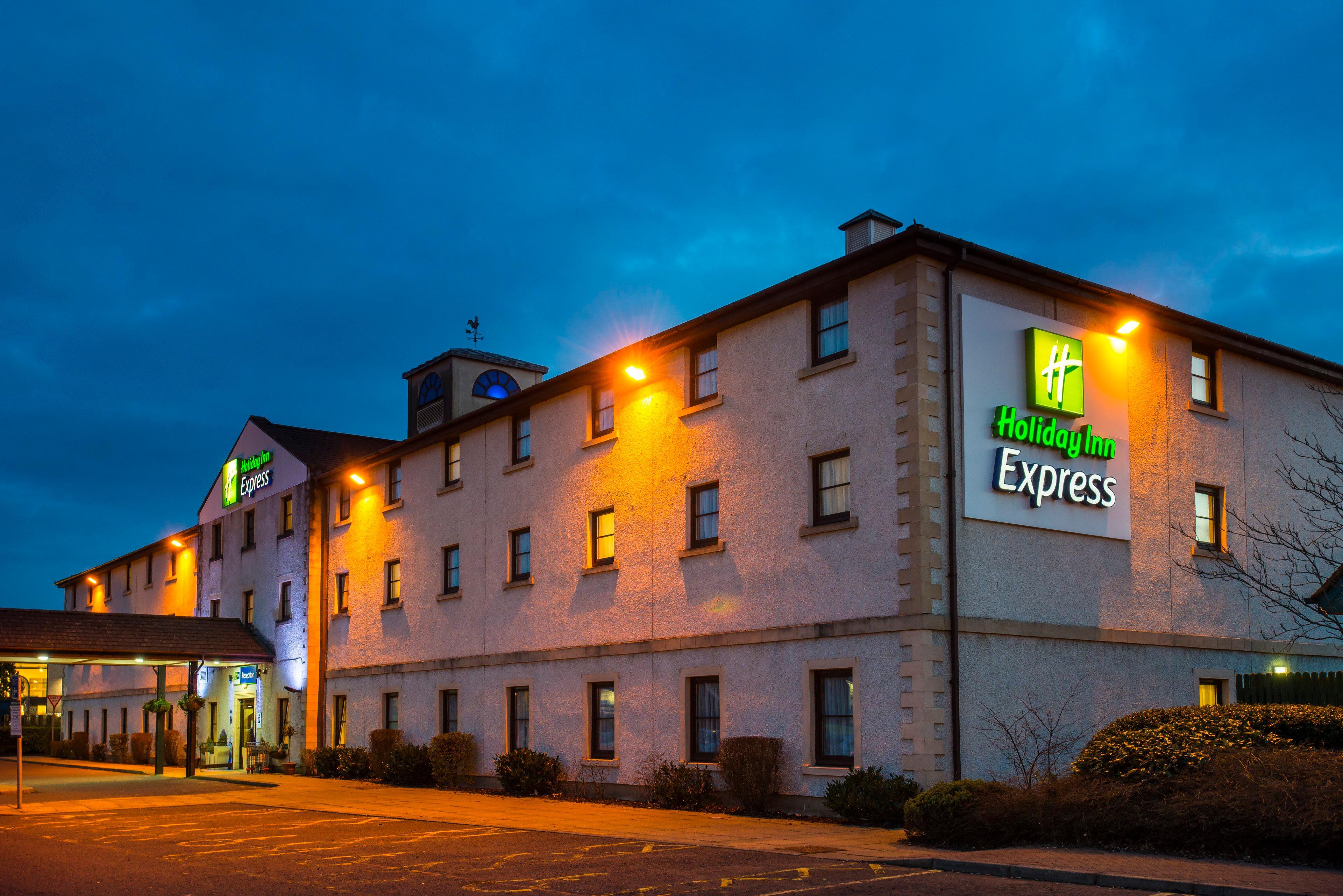 Holiday Inn Express Perth, An Ihg Hotel מראה חיצוני תמונה